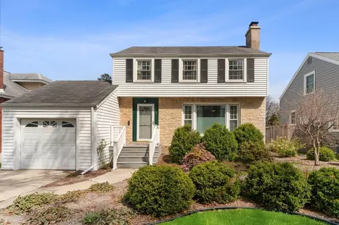 501 S Ardmore Ave, Villa Park, IL 60181