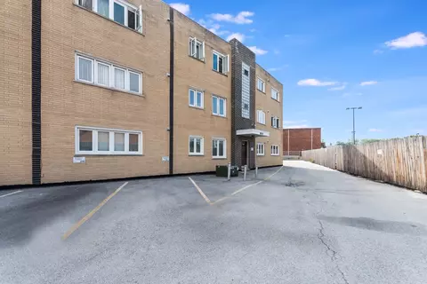 8620 W 95th Pl #209, Hickory Hills, IL 60457