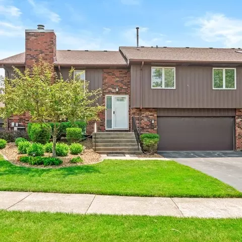 8923 Clearview Dr #8923, Orland Park, IL 60462