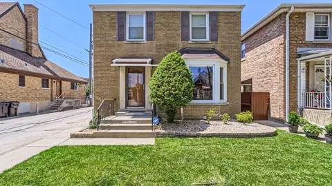 3614 N Pioneer Ave, Chicago, IL 60634