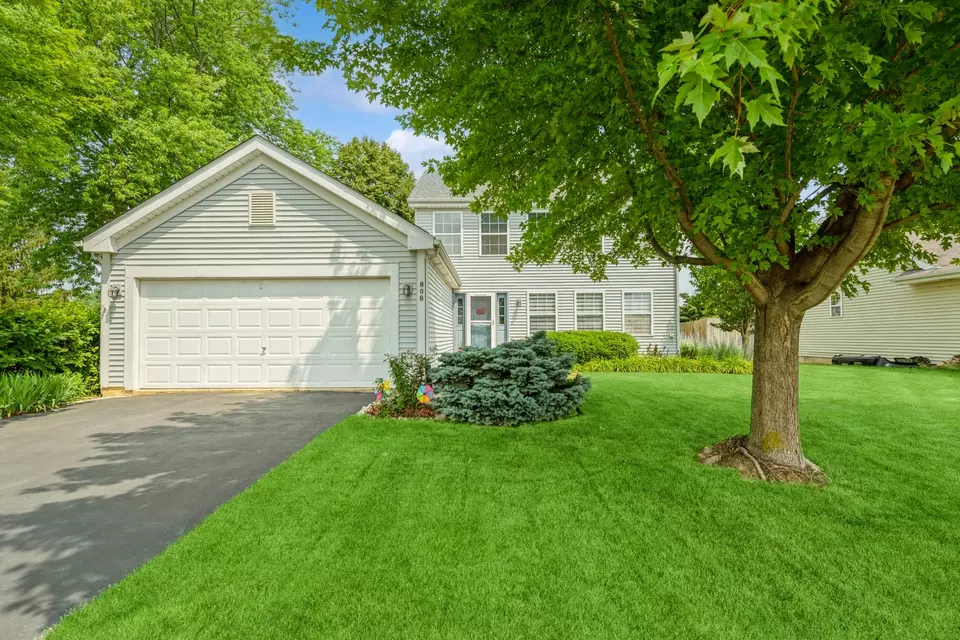  808 E 6th St, Belvidere, IL 61008 photo 1