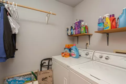 808 E 6th St, Belvidere, IL 61008 photo 14