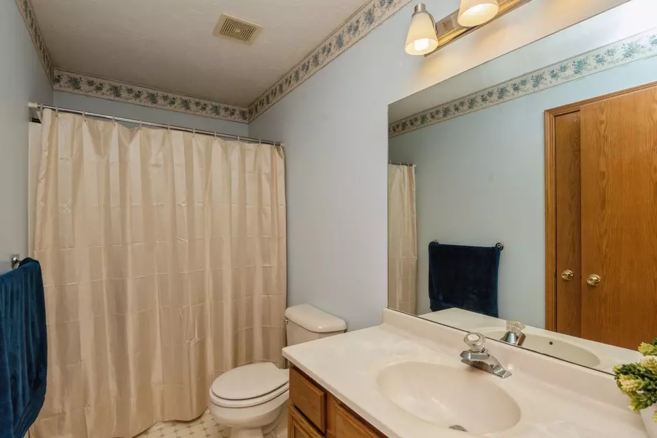  808 E 6th St, Belvidere, IL 61008 photo 16