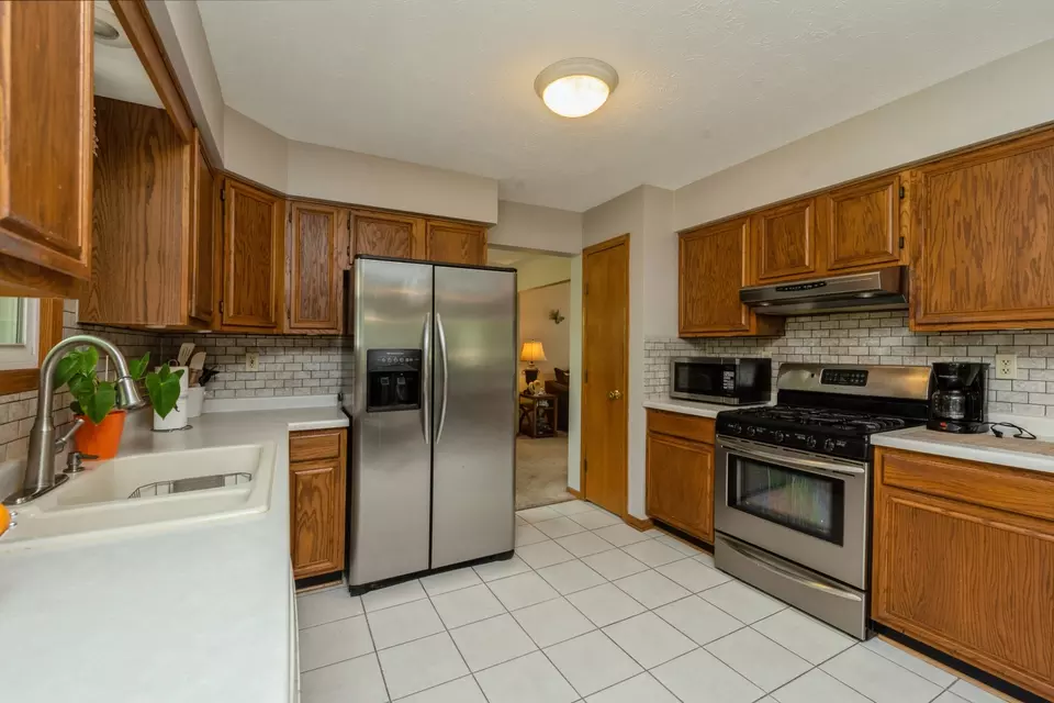  808 E 6th St, Belvidere, IL 61008 photo 9
