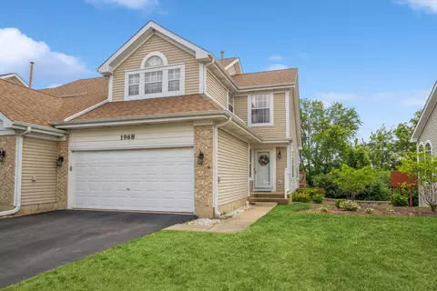 1968 Sunset Dr #1968, Hanover Park, IL 60133