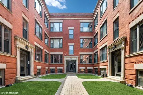 4142 N Kenmore Ave #3, Chicago, IL 60613