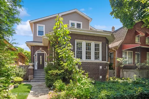 6241 N Rockwell St, Chicago, IL 60659
