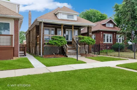 8025 S Ridgeland Ave, Chicago, IL 60617