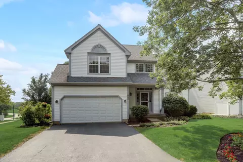 903 Adderly Ln, Gurnee, IL 60031 photo 2
