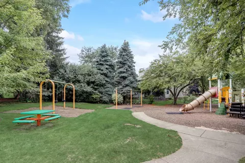 903 Adderly Ln, Gurnee, IL 60031 photo 49