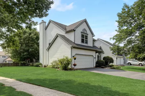 903 Adderly Ln, Gurnee, IL 60031 photo 3