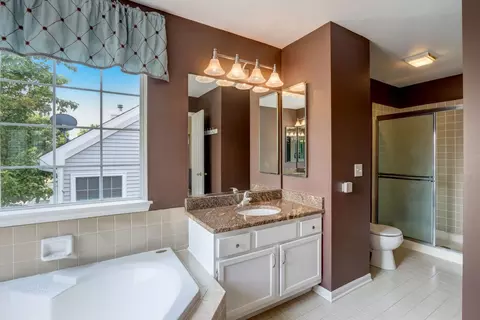 903 Adderly Ln, Gurnee, IL 60031 photo 19