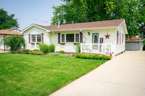 814 Janice St, Lockport, IL 60441