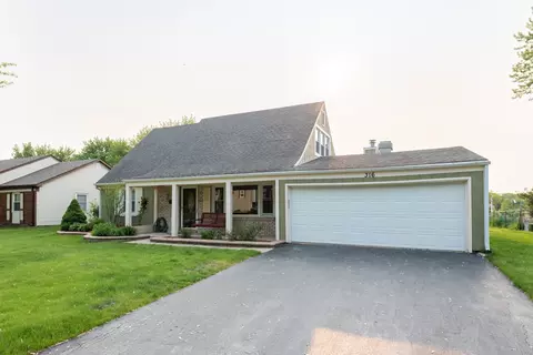 316 Cloverdale Ln, Schaumburg, IL 60194