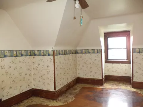 328 Pickett St, Chenoa, IL 61726 photo 9