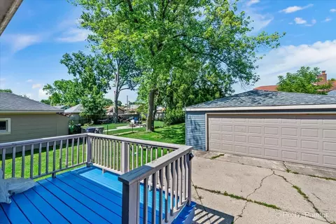 408 Elm St, Elgin, IL 60123 photo 5