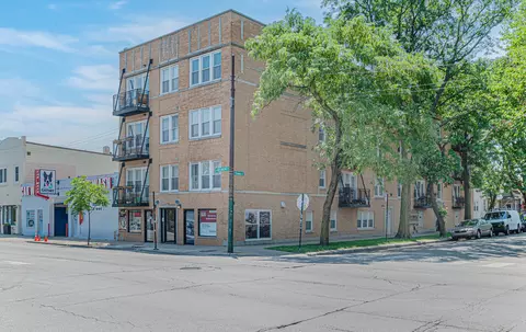3149 N Drake Ave #2S, Chicago, IL 60618