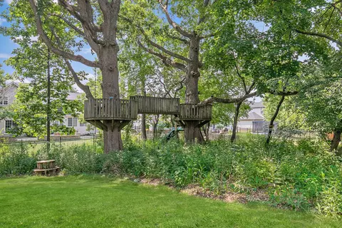 1390 Bison Ln, Hoffman Estates, IL 60192 photo 32