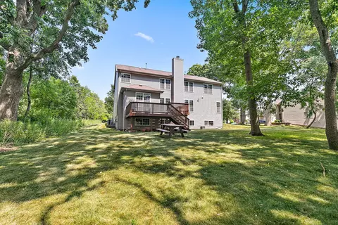 1390 Bison Ln, Hoffman Estates, IL 60192 photo 34