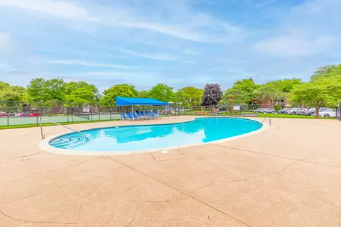 1550 Sandpebble Dr #201, Wheeling, IL 60090 photo 21