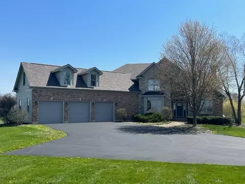 10902 Zarnstorff Rd, Richmond, IL 60071