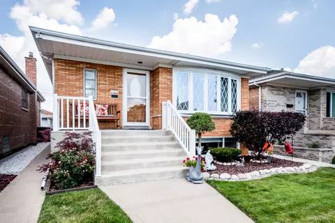 6124 W 64th St, Chicago, IL 60638