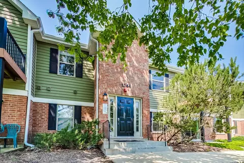 1344 Mcdowell Rd #104, Naperville, IL 60563