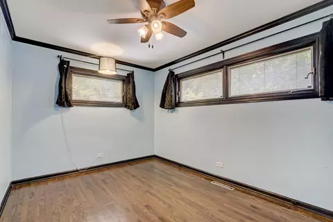 547 E Baldwin Rd, Palatine, IL 60074 photo 18