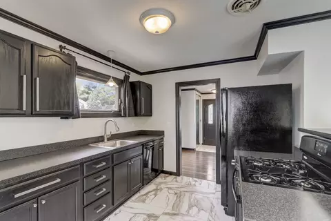 547 E Baldwin Rd, Palatine, IL 60074 photo 7