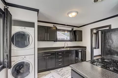547 E Baldwin Rd, Palatine, IL 60074 photo 10