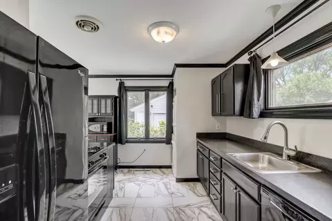 547 E Baldwin Rd, Palatine, IL 60074 photo 8