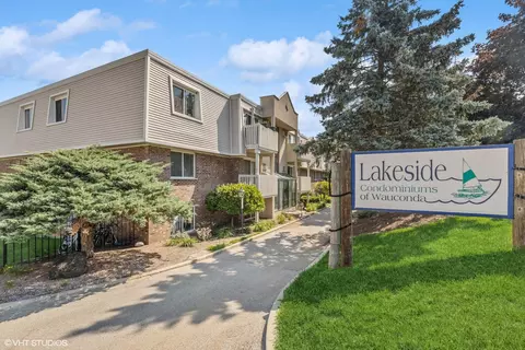 213 E Liberty St #9, Wauconda, IL 60084