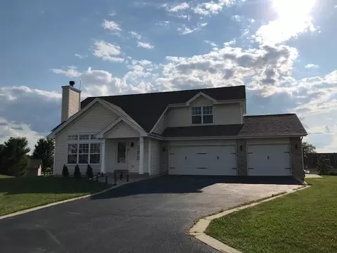 3840 Butterfield Dr, Winnebago, IL 61088