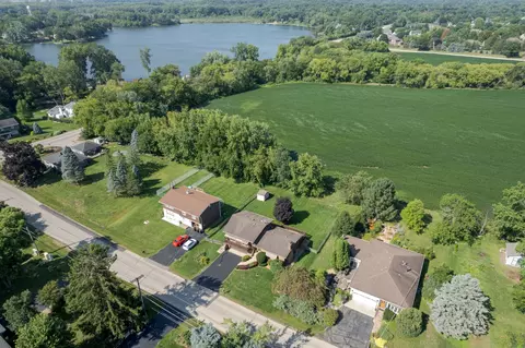 6007 Greenview Rd, Oakwood Hills, IL 60013 photo 4