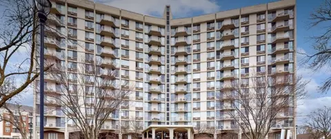 20 N Tower Rd #5K, Oak Brook, IL 60523