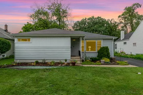 1752 Pine Rd, Homewood, IL 60430