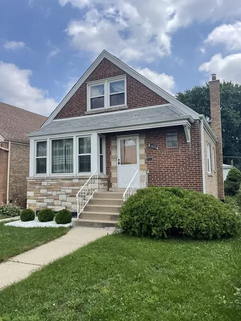 3933 W 66th St, Chicago, IL 60629