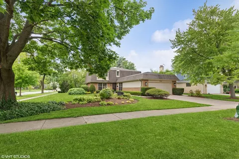 540 S Allen Ln, Arlington Heights, IL 60005