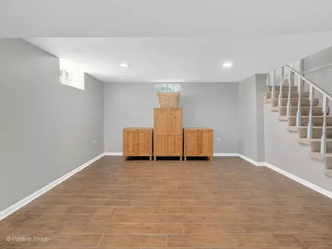 421 E Webster Ave, Elmhurst, IL 60126 photo 22