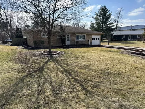 407 E Warren St, Le Roy, IL 61752 photo 24