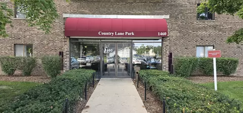 1460 Fairlane Dr #518, Schaumburg, IL 60193