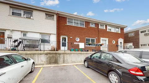 3016 W Pratt Blvd, Chicago, IL 60645