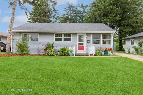 215 N Warrington Rd, Des Plaines, IL 60016