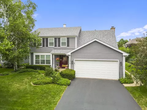 1576 Clemson Dr, Naperville, IL 60565