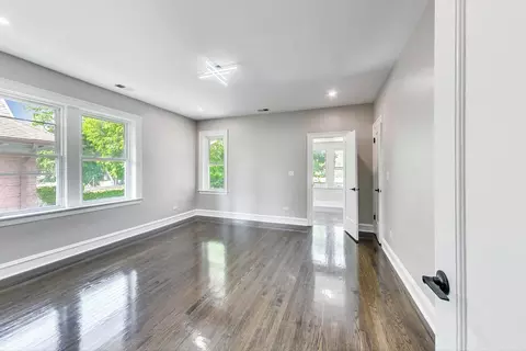 6934 S Constance Ave, Chicago, IL 60649 photo 33