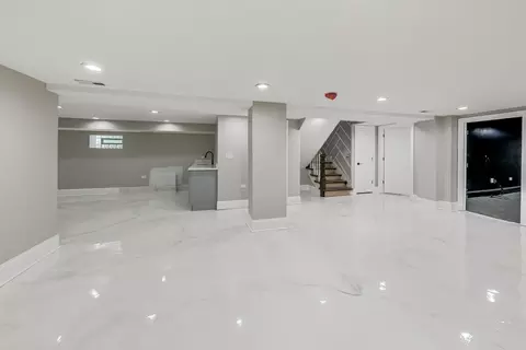 6934 S Constance Ave, Chicago, IL 60649 photo 35