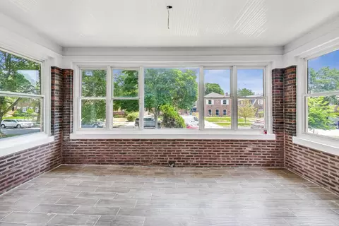 6934 S Constance Ave, Chicago, IL 60649 photo 6