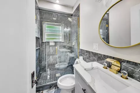 6934 S Constance Ave, Chicago, IL 60649 photo 18