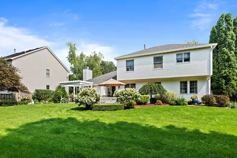 124 Hampton St, Cary, IL 60013 photo 33