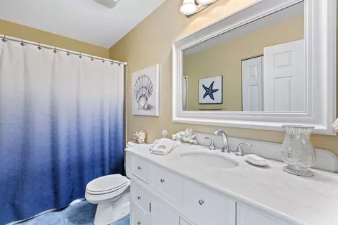 124 Hampton St, Cary, IL 60013 photo 21